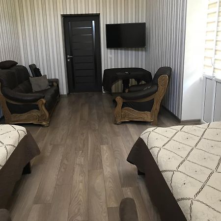 Elitne Zhitlo Apartment โคโลมิยา ภายนอก รูปภาพ