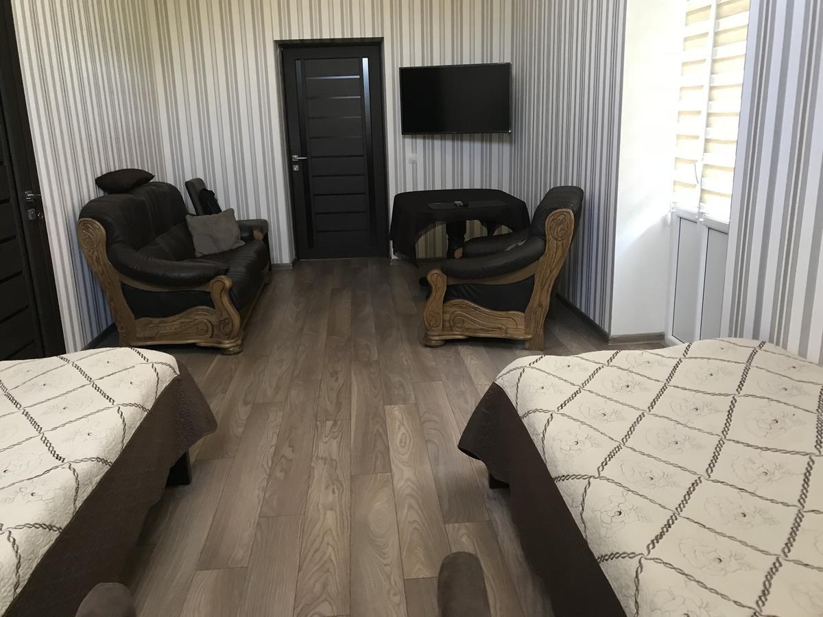 Elitne Zhitlo Apartment โคโลมิยา ภายนอก รูปภาพ