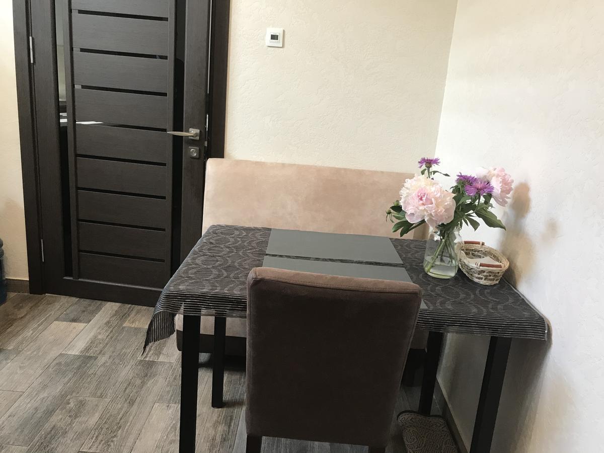 Elitne Zhitlo Apartment โคโลมิยา ภายนอก รูปภาพ